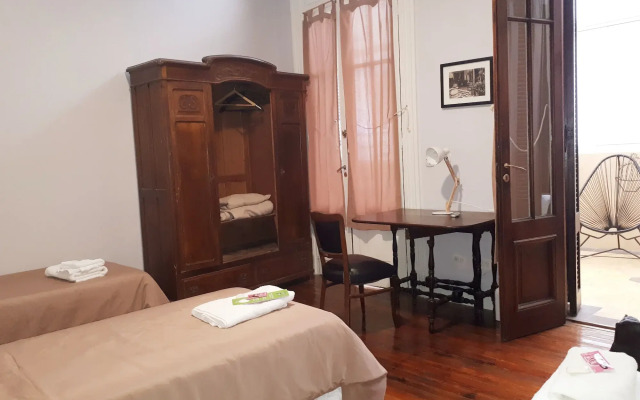 Sabatico Travelers Hostel & Guesthouse