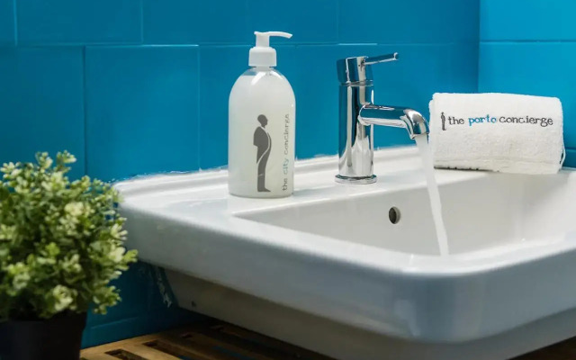 GuestReady - Banksy's Wall