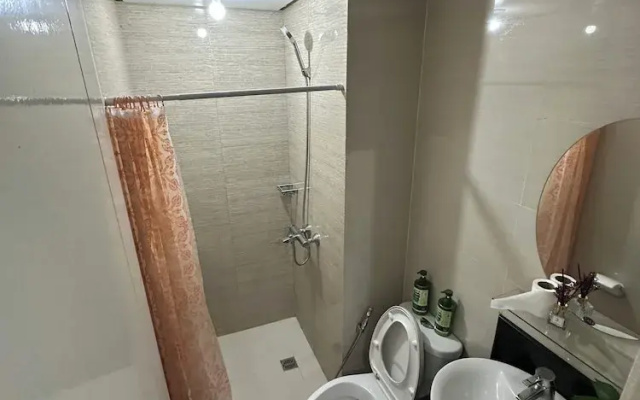 150 Newport condotel pasay