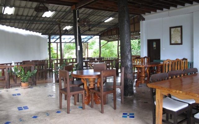 Ban Chomna Resort