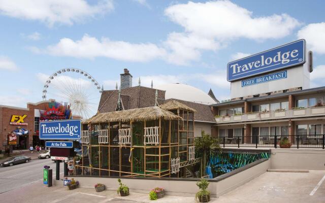 Travelodge by Wyndham Niagara Falls at the Falls