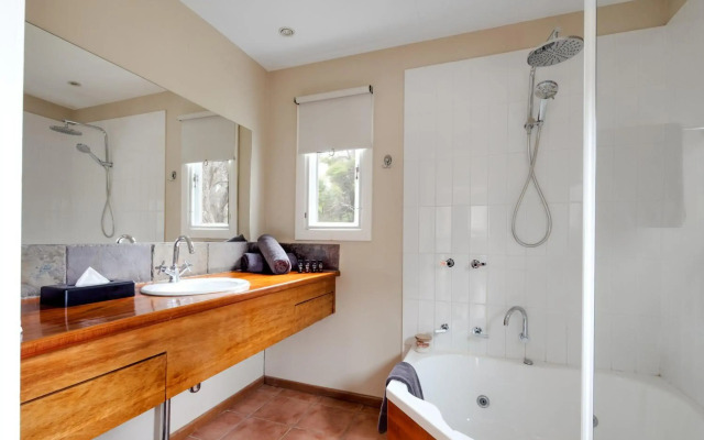 Piermont Retreat Swansea