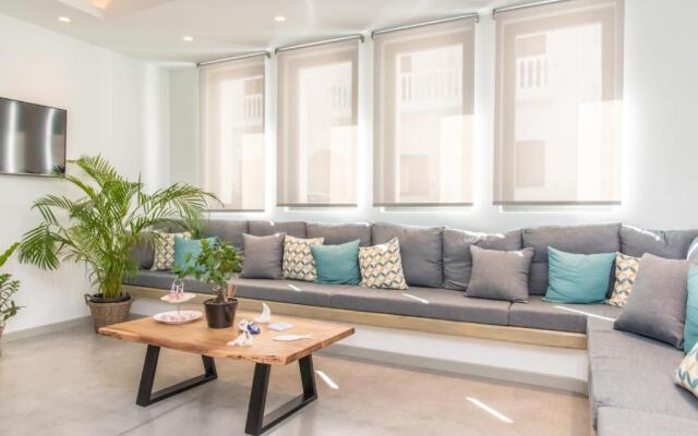 Lithos Luxury Suites