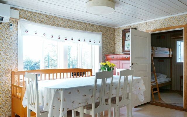 5 Person Holiday Home in Hamburgsund