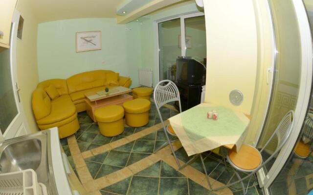 Rooms and Apartaments De Niro