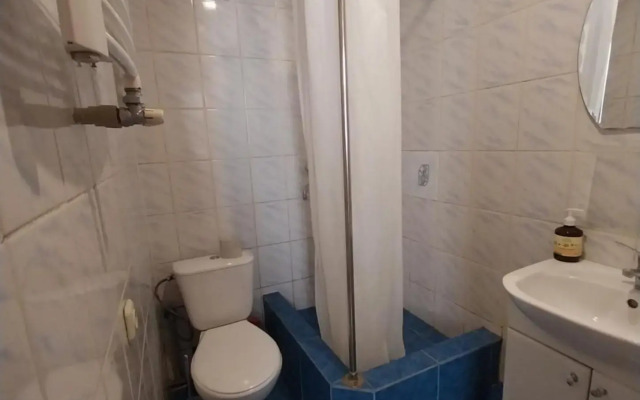 2 bedroom apartment on Ploshcha Rynok