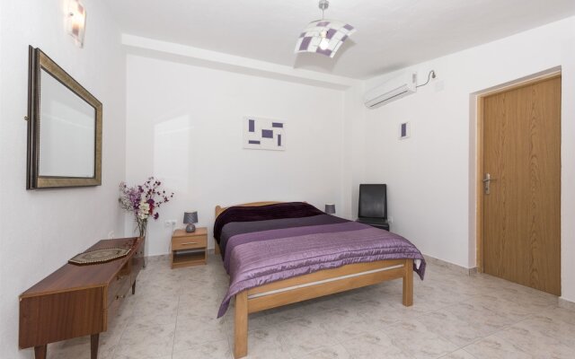 Bungalow Small House