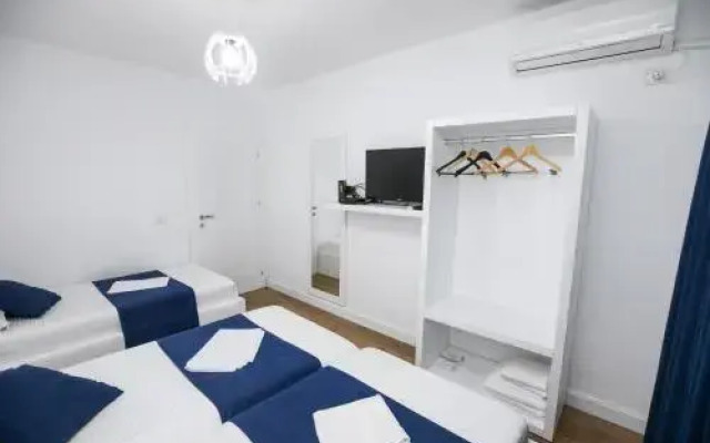 Natea Apartments