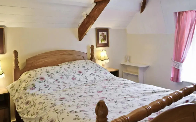 Pillar Box Cottage