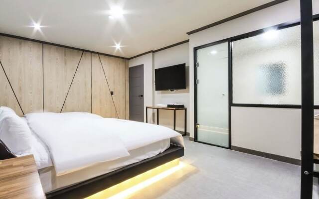 The Sharp Hotel