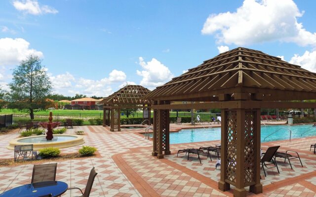 Splendid 5Bd w Pool Close to Disney 310 Bella Vida Resort