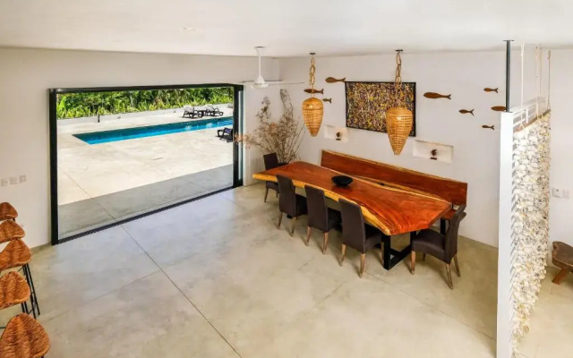 Magnificent new Modern Villa With sea View 5 Bedrooms