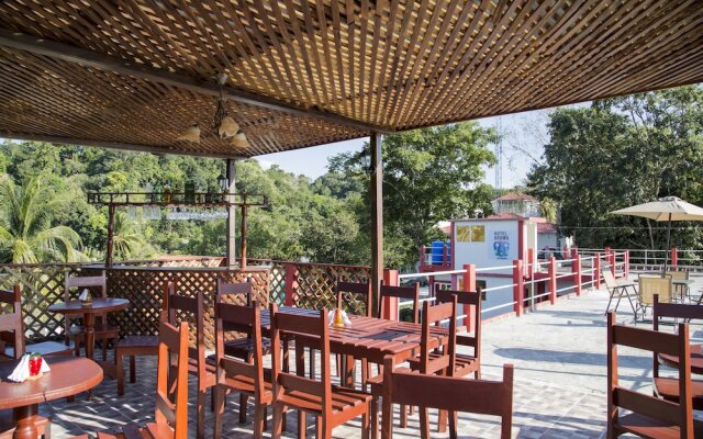 Hotel Aruma
