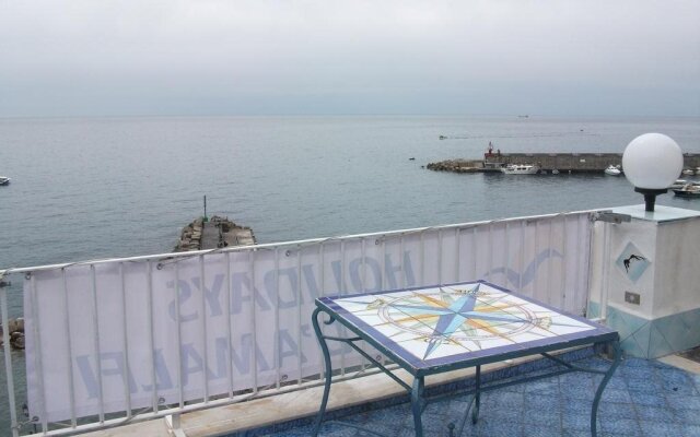 Holidays Baia dAmalfi