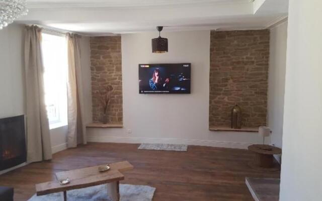 Appartement spacieux et atypique