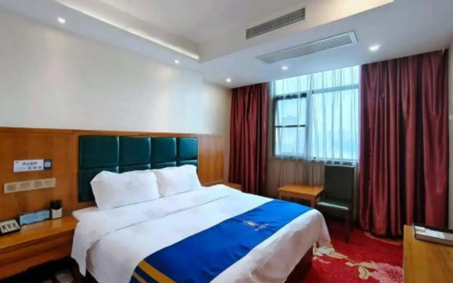 Tongcheng Super 8 Hotel