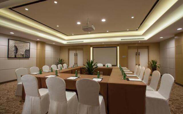 Classical Plaza Hotel