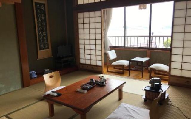 Nagahama Ryokan