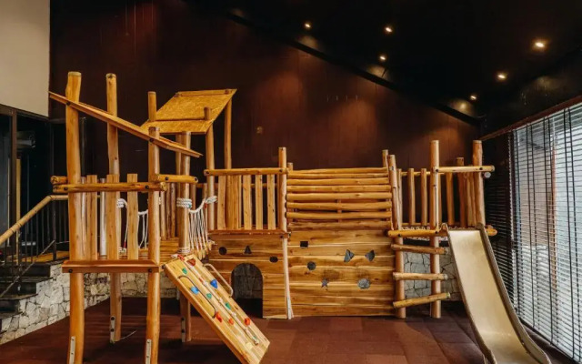 Sapa Jade Hill Resort & Spa