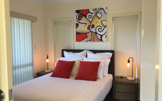 Lyreen's Apartment B&B