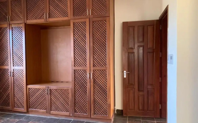Immaculate 6-bed Penthouse Apartment in Mombasa