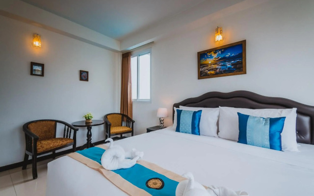 TH Beach Hotel