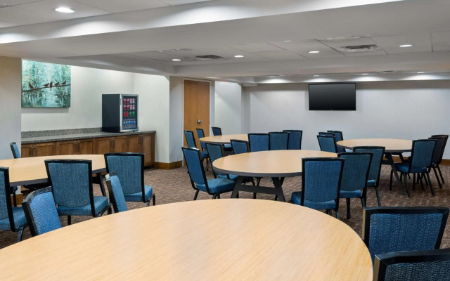 Hampton Inn & Suites Clayton/St. Louis-Galleria Area
