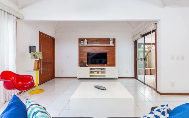 Bz65 Casa 150 m da praia com 4 suítes