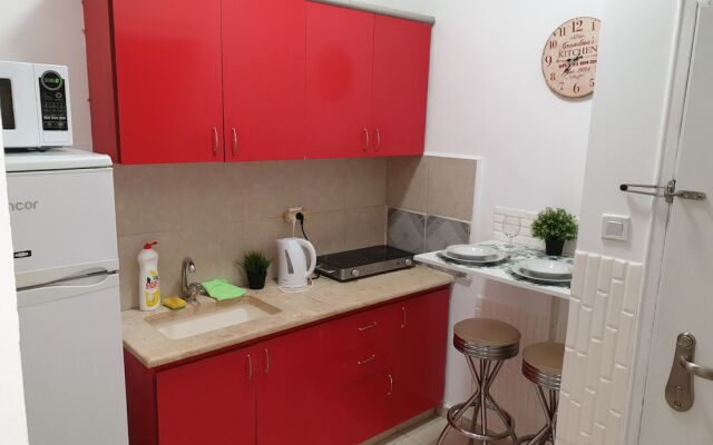 GK Apartments Limbskit 4