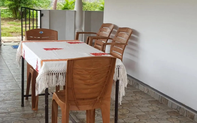 444/C Anura Home Stay