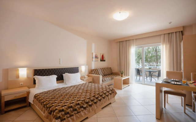 Molos Bay Hotel