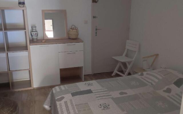 Appartement Cap d'Agde, 2 pièces, 4 personnes - FR-1-607-72