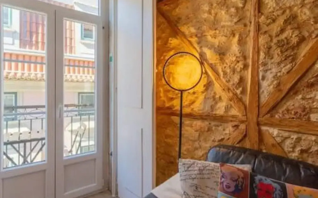 Old Town Chiado Balcony Aircon by LD Apartments