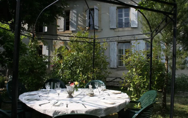Chez Dyna