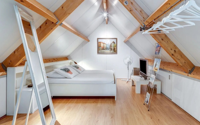 Picturesque Holiday Home in Oldenzaal With Jacuzzi