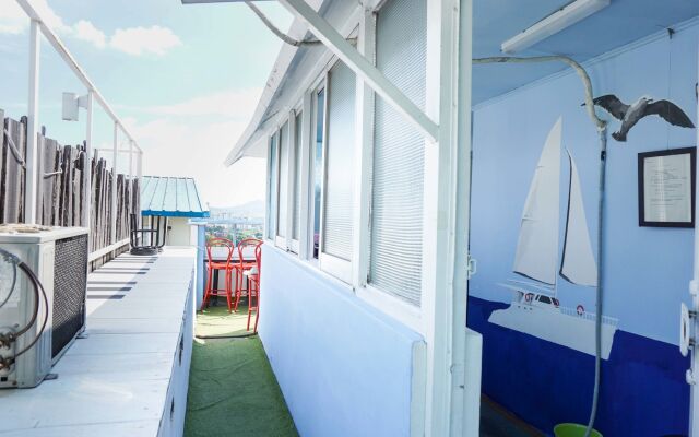 Yacht guesthouse - Hostel