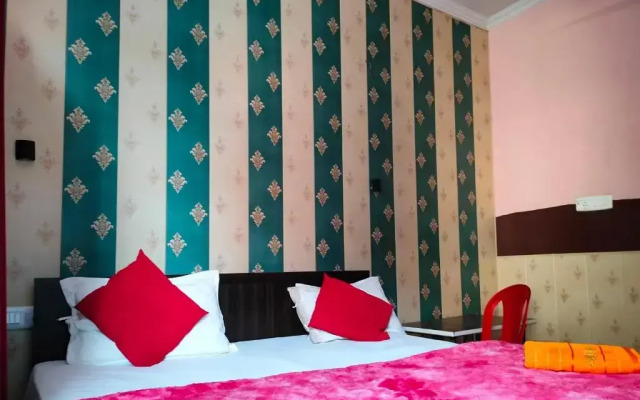 Shri Hari Residency by OYO Rooms