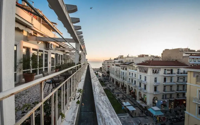 Spacious Aristotelous Penthouse