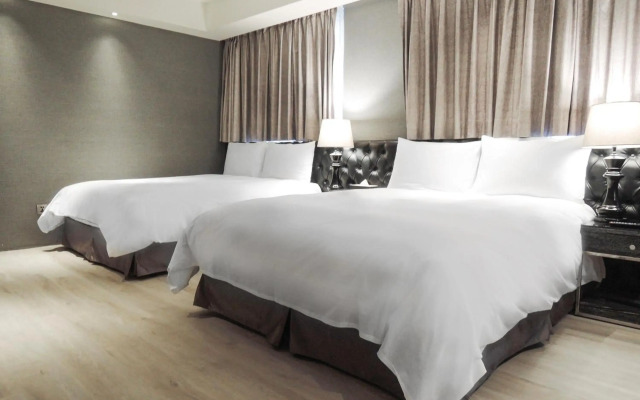 CHECK inn Taipei Main Station