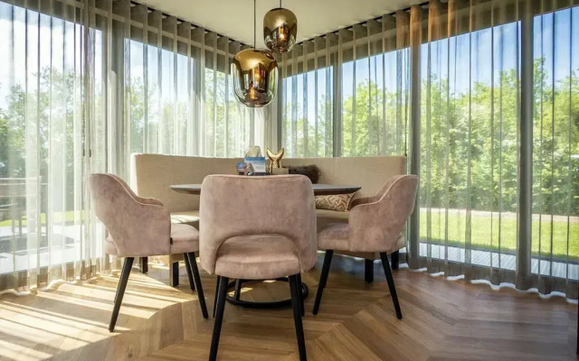 Pet-friendly Villa With Sauna