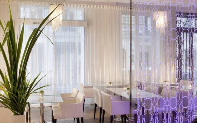 Gabriel Paris Hotel