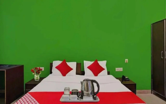 OYO 70244 Hotel Heaven