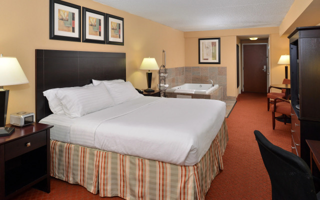 Holiday Inn Martinsburg by IHG