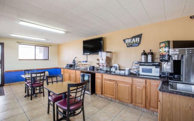 Great Bend Travelodge