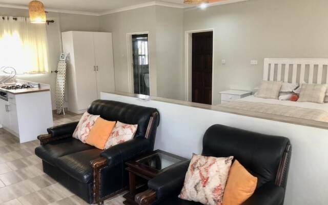 1 bed Apartment in Mount Pleasant Heights - 2013