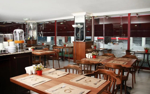 Kozan City Hotel