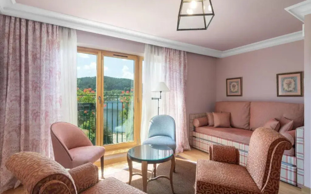 Le Manoir au Lac