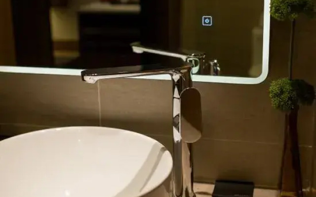 Homeinn Plus Hotel (Kunming  Dashanghui )