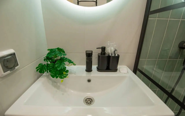 Апартаменты на проспекте Победы 83