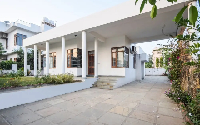 OYO 16855 Home Blissful 2BHK Bedla